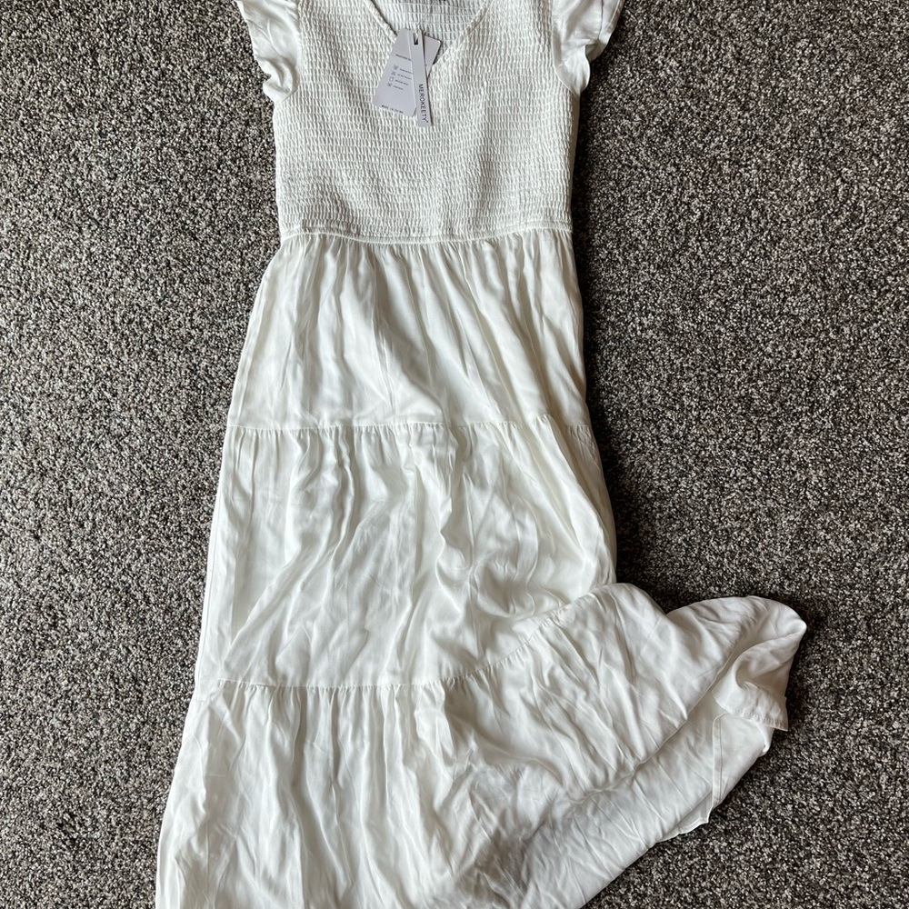 Chic White Midi Dress for Women